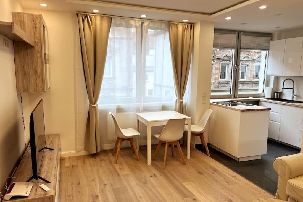 נירנברג Lovely Flat Relax Near City Center מראה חיצוני תמונה